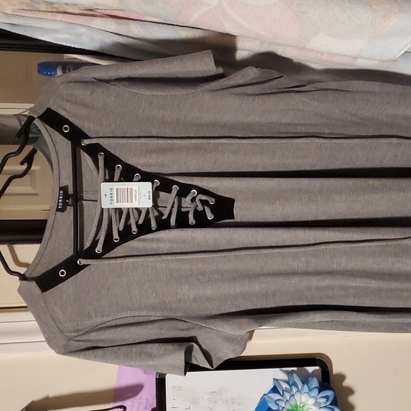 Dress - Picture 3 of 5